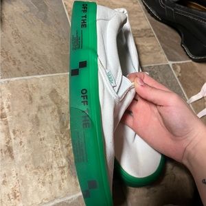 men’s vans.